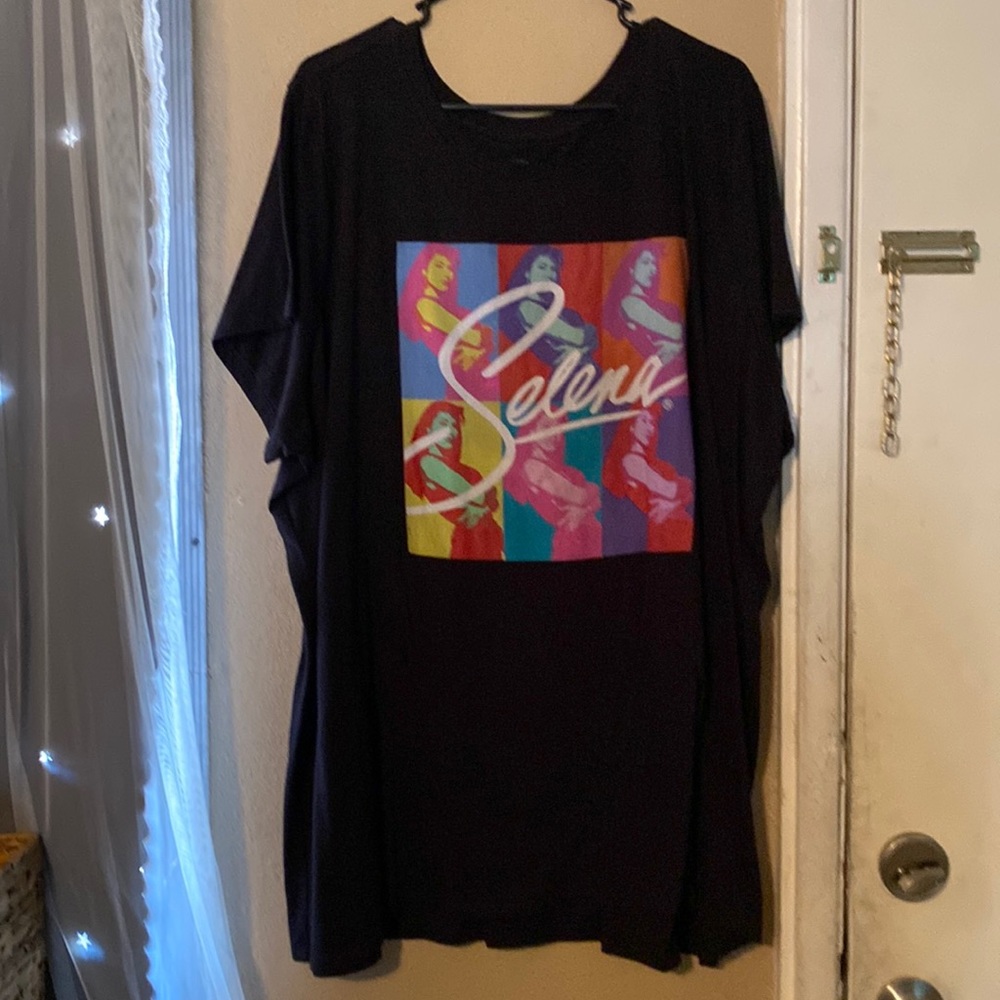 Torrid Selena tee
